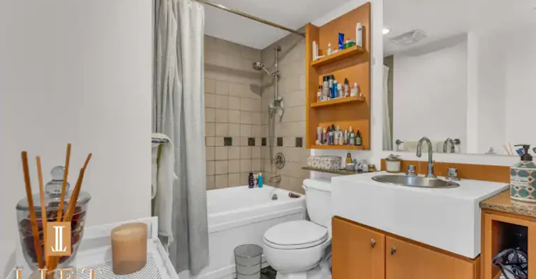 1438 Richards Street, Vancouver, BC, V6Z 3B8 - 3