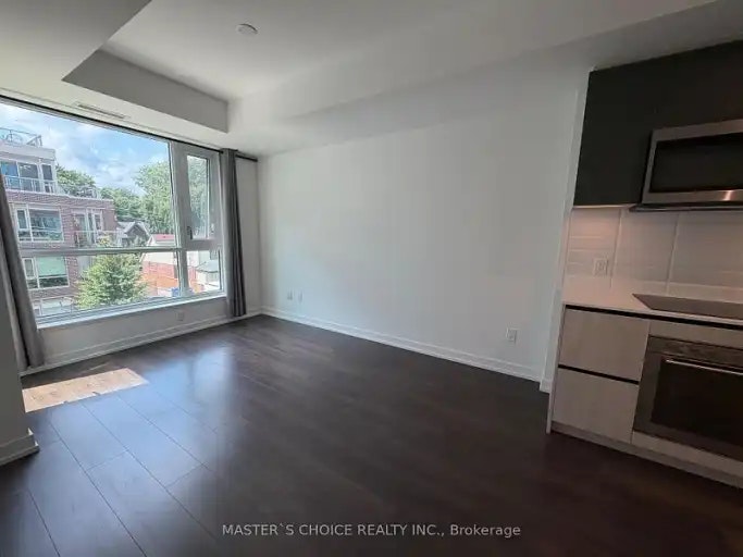 150 Logan Avenue, Toronto, ON, M4M 0E4 - 9