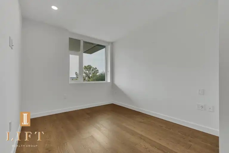 1365 Davie Street, Vancouver, BC, V6E 1N5 - 8