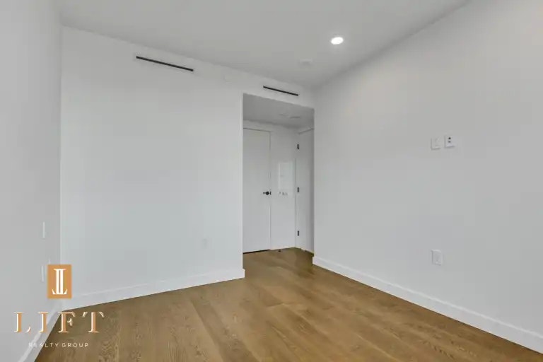 1365 Davie Street, Vancouver, BC, V6E 1N5 - 9