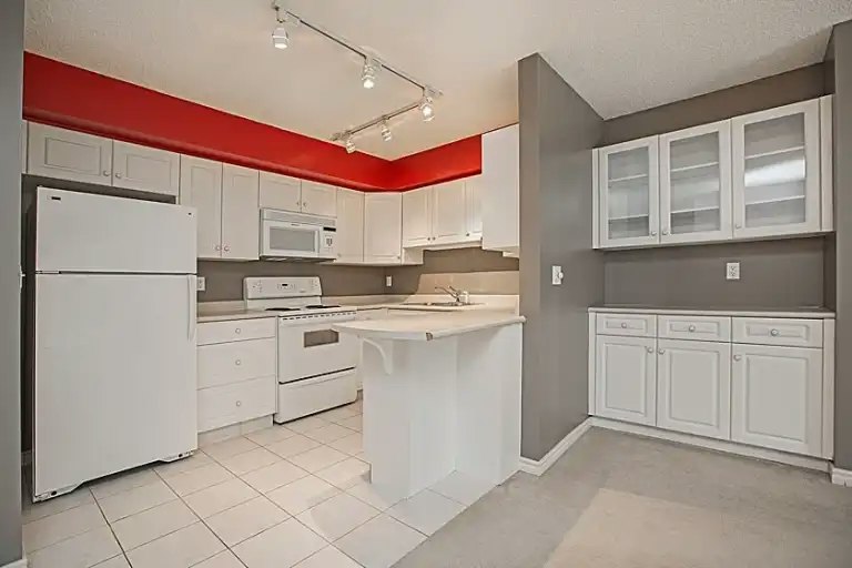9741 110 Street Northwest, Edmonton, AB, T5K 2V8 - 5
