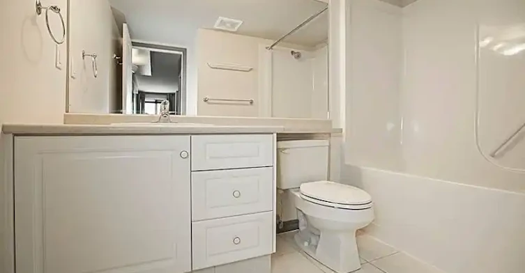 9741 110 Street Northwest, Edmonton, AB, T5K 2V8 - 14