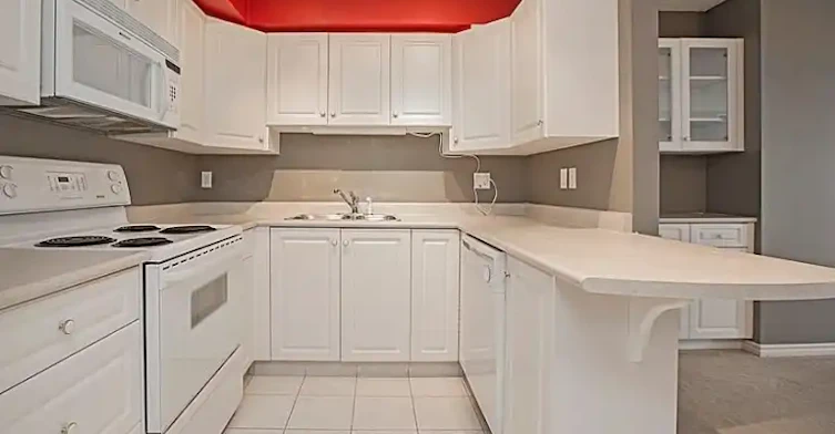 9741 110 Street Northwest, Edmonton, AB, T5K 2V8 - 7