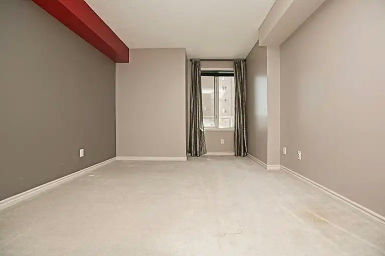 9741 110 Street Northwest, Edmonton, AB, T5K 2V8 - 10