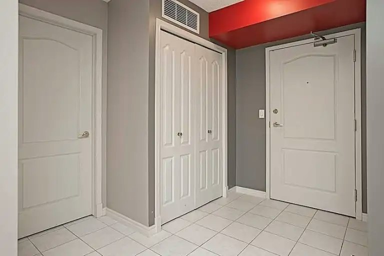 9741 110 Street Northwest, Edmonton, AB, T5K 2V8 - 2