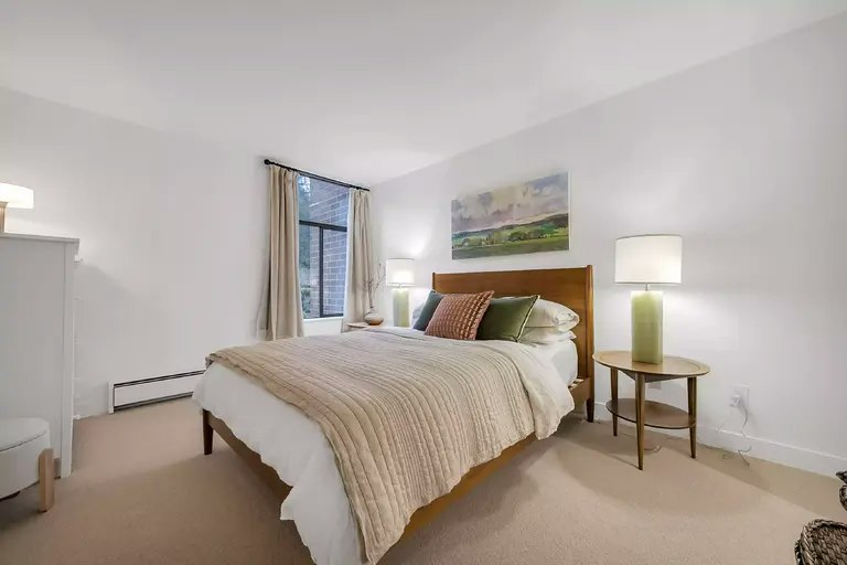 4101 Yew Street, Vancouver, BC, V6L 3B7 - 15