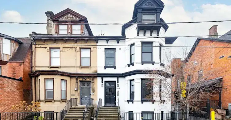 205 Gerrard Street East, Toronto, ON, M5A 2E7 - 7