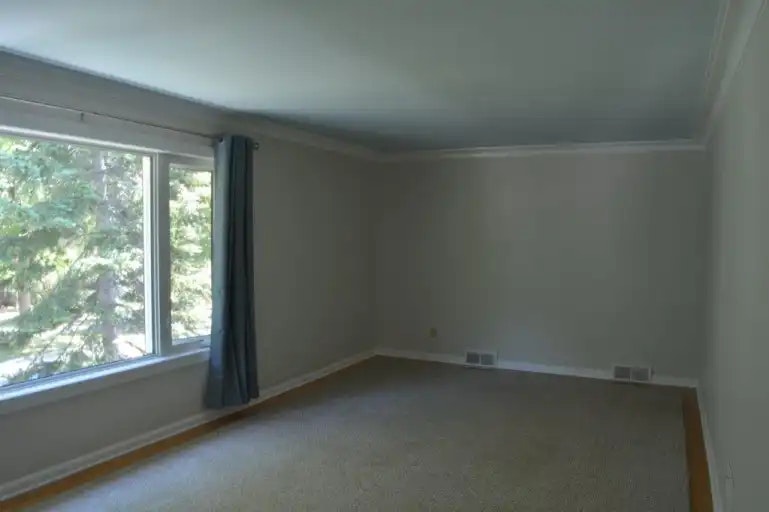 316 Culver Street, Winnipeg, MB, R2L 1Z8 - 3
