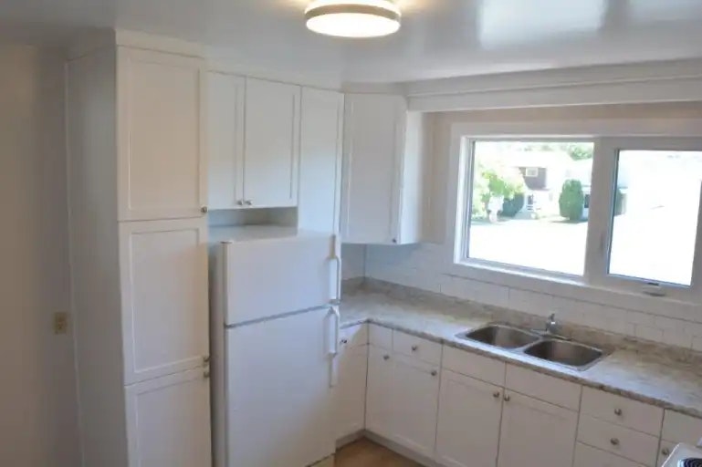 316 Culver Street, Winnipeg, MB, R2L 1Z8 - 4