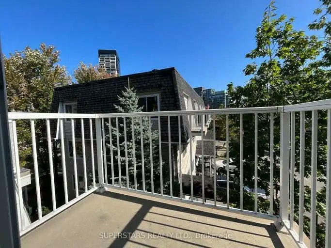 38 Saint Lawrence Street, Toronto, ON, M5A 1M6 - 11