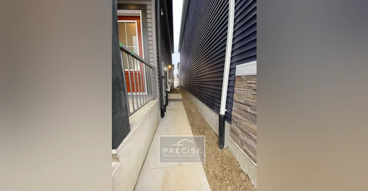 764 Payipwat Common Southwest, Edmonton, AB, T6W 3M3 - 3