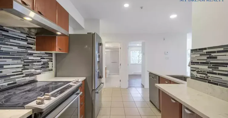 14877 100 Avenue, Surrey, BC, V3R 3H1 - 4