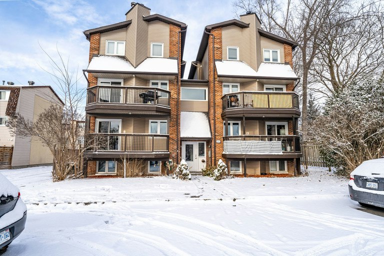 2513 Cléroux Crescent, Ottawa, ON, K1W 1A1
