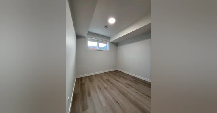13327 119 Street Northwest, Edmonton, AB, T5E 5M6 - 7