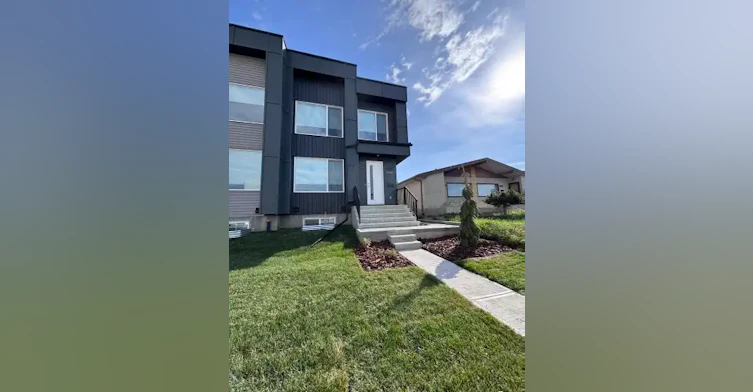 13327 119 Street Northwest, Edmonton, AB, T5E 5M6 - 2