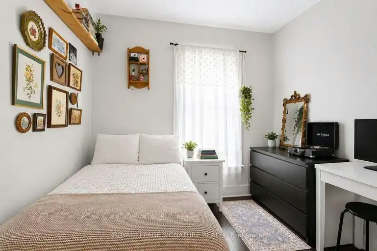 152 Parliament Street, Toronto, ON, M5A 2Z1