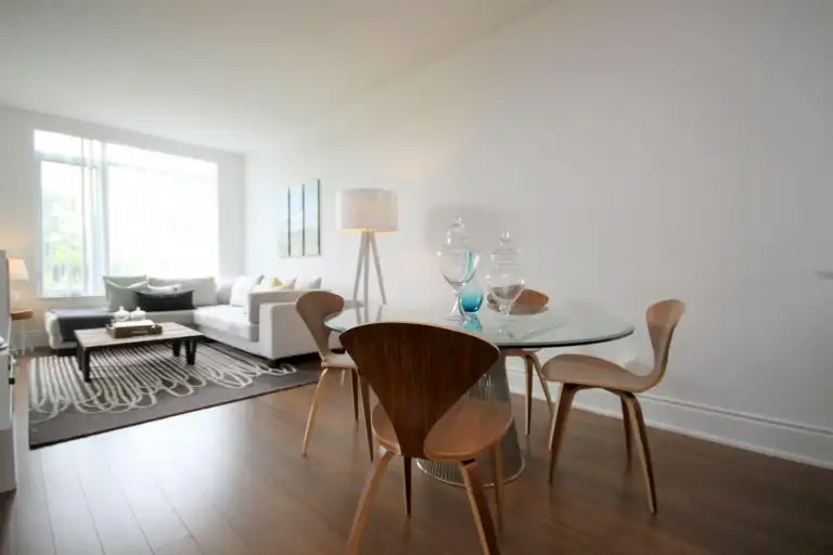 233 Park Road South, Markham, ON, L3T 0B3 - 3