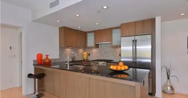 608 Broughton Street, Victoria, BC, V8W 1C7 - 3