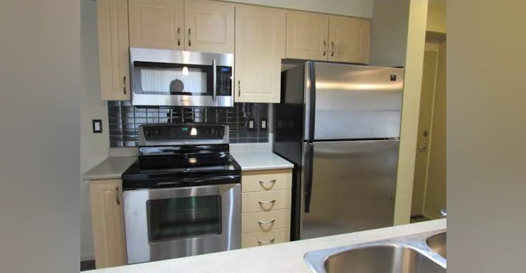 103-13908 136 Street Northwest, Edmonton, AB, T6V 1X4 - 4