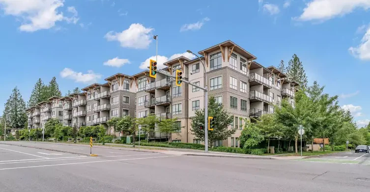15388 105 Avenue, Surrey, BC, V3R 0G7