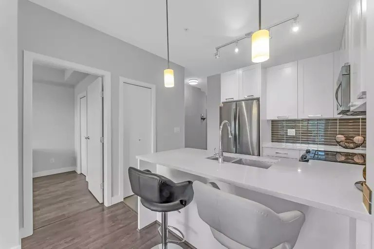 15388 105 Avenue, Surrey, BC, V3R 0G7 - 3