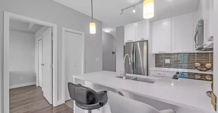 15388 105 Avenue, Surrey, BC, V3R 0G7 - 3