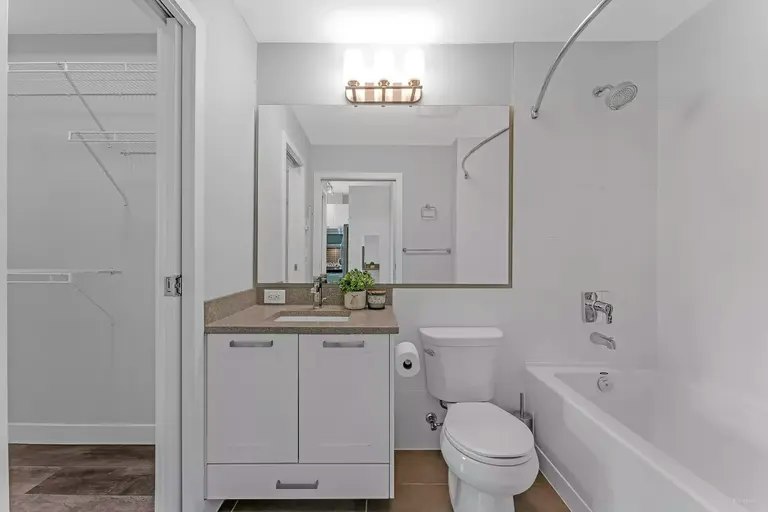 15388 105 Avenue, Surrey, BC, V3R 0G7 - 6