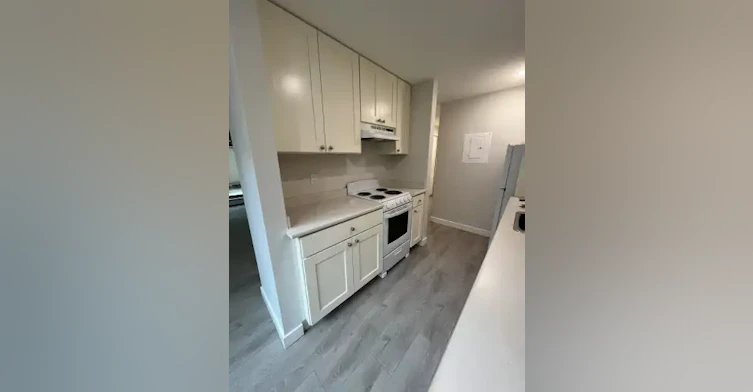 1230 Nelson Street, Vancouver, BC, V6E 1J6 - 8