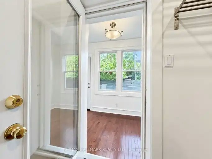 28 Ashdale Avenue, Toronto, ON, M4L 2Y7 - 3