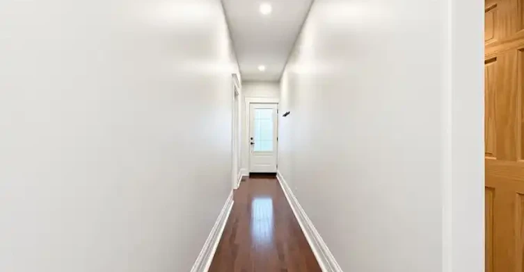 28 Ashdale Avenue, Toronto, ON, M4L 2Y7 - 7