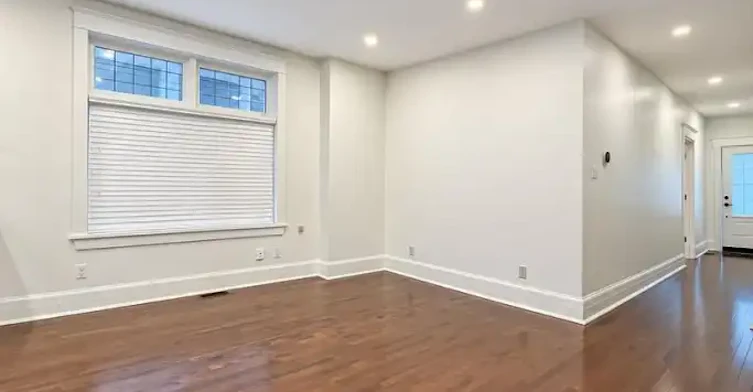 28 Ashdale Avenue, Toronto, ON, M4L 2Y7 - 11