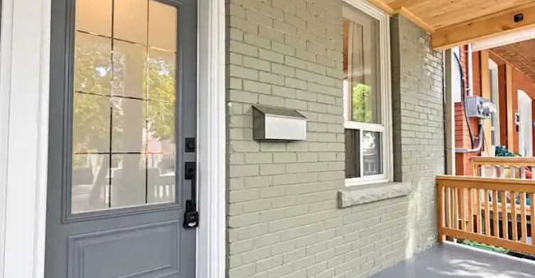 28 Ashdale Avenue, Toronto, ON, M4L 2Y7 - 4