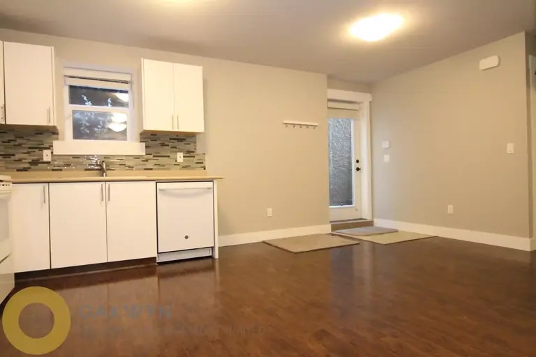 1100 Canyon Boulevard, North Vancouver, BC, V7R 2K4