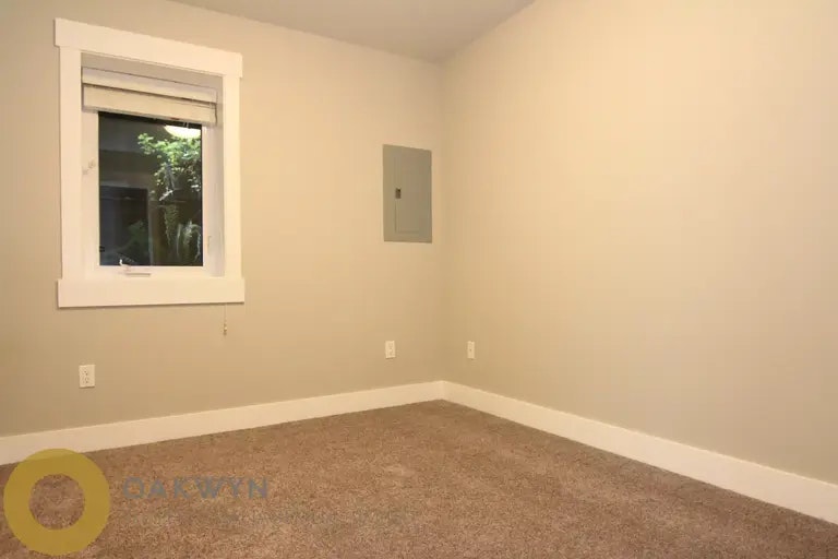 1100 Canyon Boulevard, North Vancouver, BC, V7R 2K4 - 7
