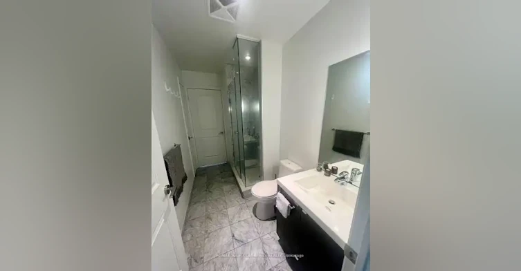 8 The Esplanade, Toronto, ON, M5E 0A6