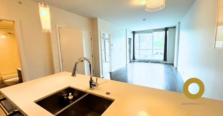 271 Francis Way, New Westminster, BC, V3L 0H2 - 4