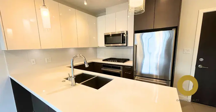 271 Francis Way, New Westminster, BC, V3L 0H2