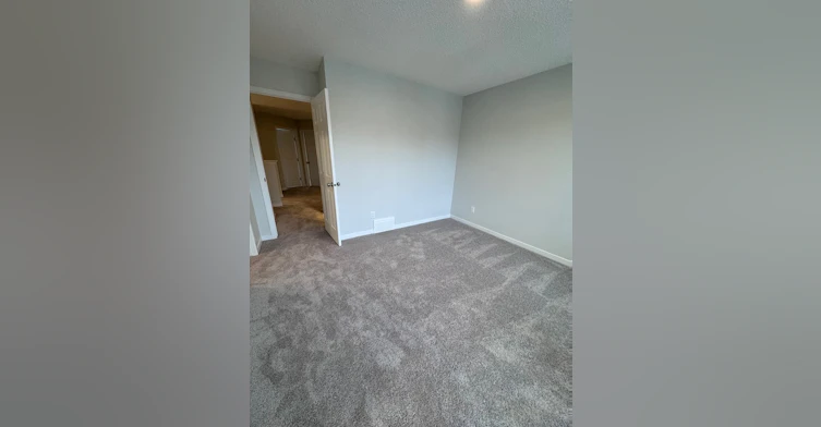 4711 177 Avenue Northwest, Edmonton, AB, T5Y 4G4 - 17