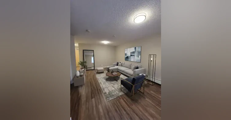 16315 96a Avenue Northwest, Edmonton, AB, T5P 3M7 - 4