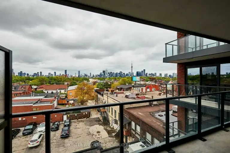 5 Lakeview Avenue, Toronto, ON, M6J 0H3