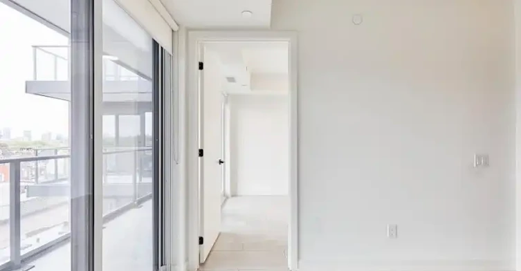 5 Lakeview Avenue, Toronto, ON, M6J 0H3 - 15