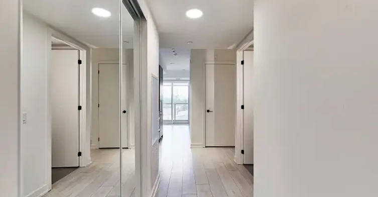 5 Lakeview Avenue, Toronto, ON, M6J 0H3 - 14