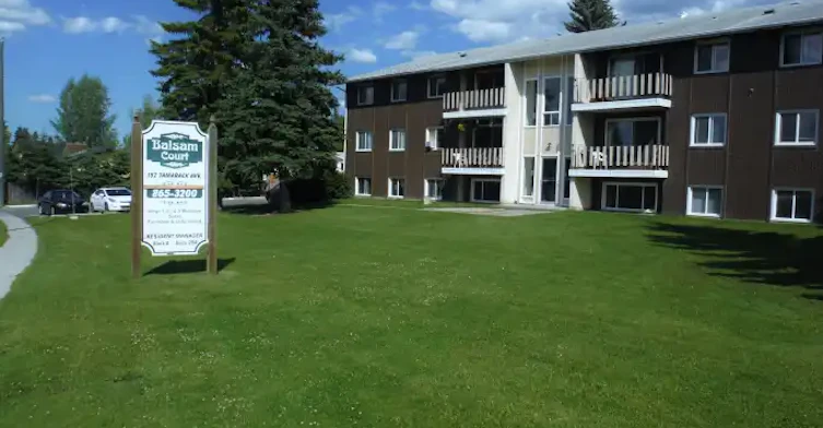 152 Tamarack Avenue, Hinton Hill, AB, T7V 1C6