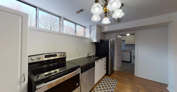 61 Darlingside Drive, Toronto, ON, M1E 3P2 - 2