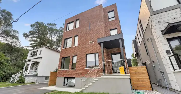 250 Ferland Street, Ottawa, ON, K1L 7T6 - 3
