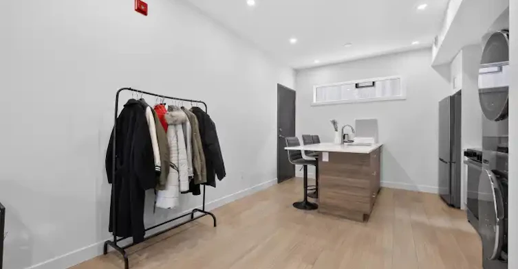 250 Ferland Street, Ottawa, ON, K1L 7T6 - 11