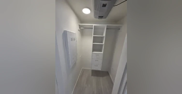 3262 Vanness Avenue, Vancouver, BC, V5R 4V3 - 9