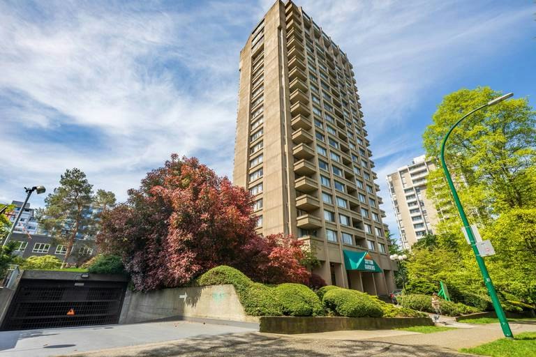 1260 Nelson Street, Vancouver, BC, V6E 1J7