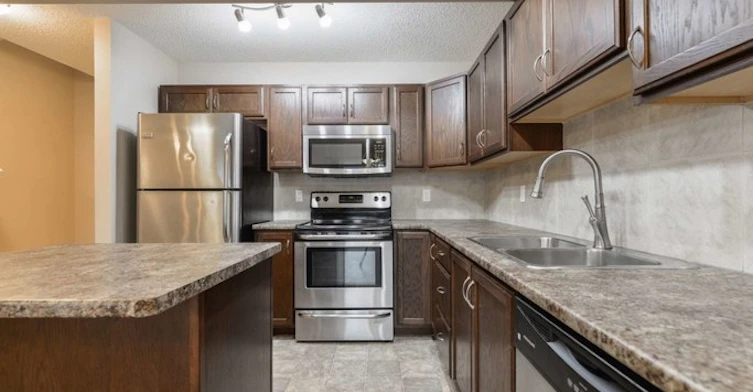 62 Red Canyon Way, Fort Saskatchewan, AB, T8L 0E8 - 6