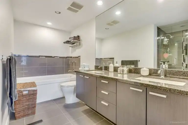 2232 Douglas Road, Burnaby, BC, V5C 0G9 - 6